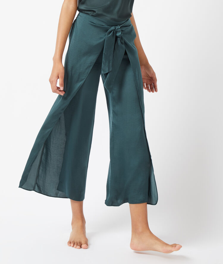 Trousers with side splits and front tie  green.