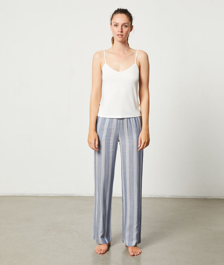 D&eacute;bardeur blanc.