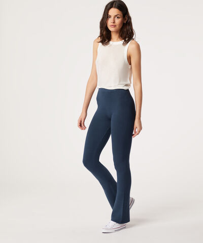 Flared knit pants;${refinementColor}