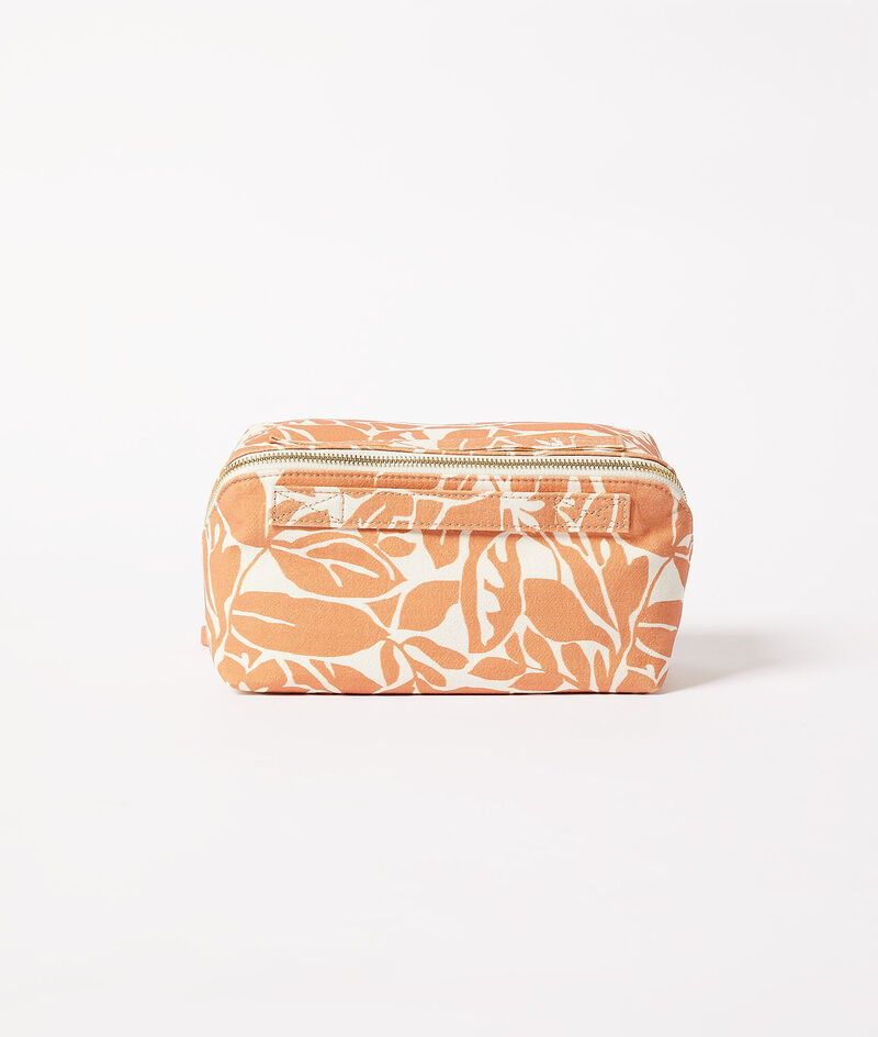 Travel Kit;${refinementColor}