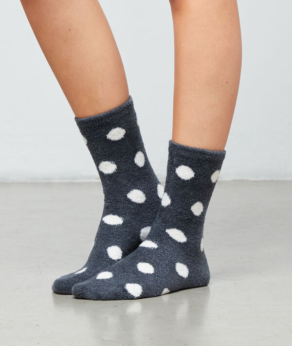 Socks;${refinementColor}
