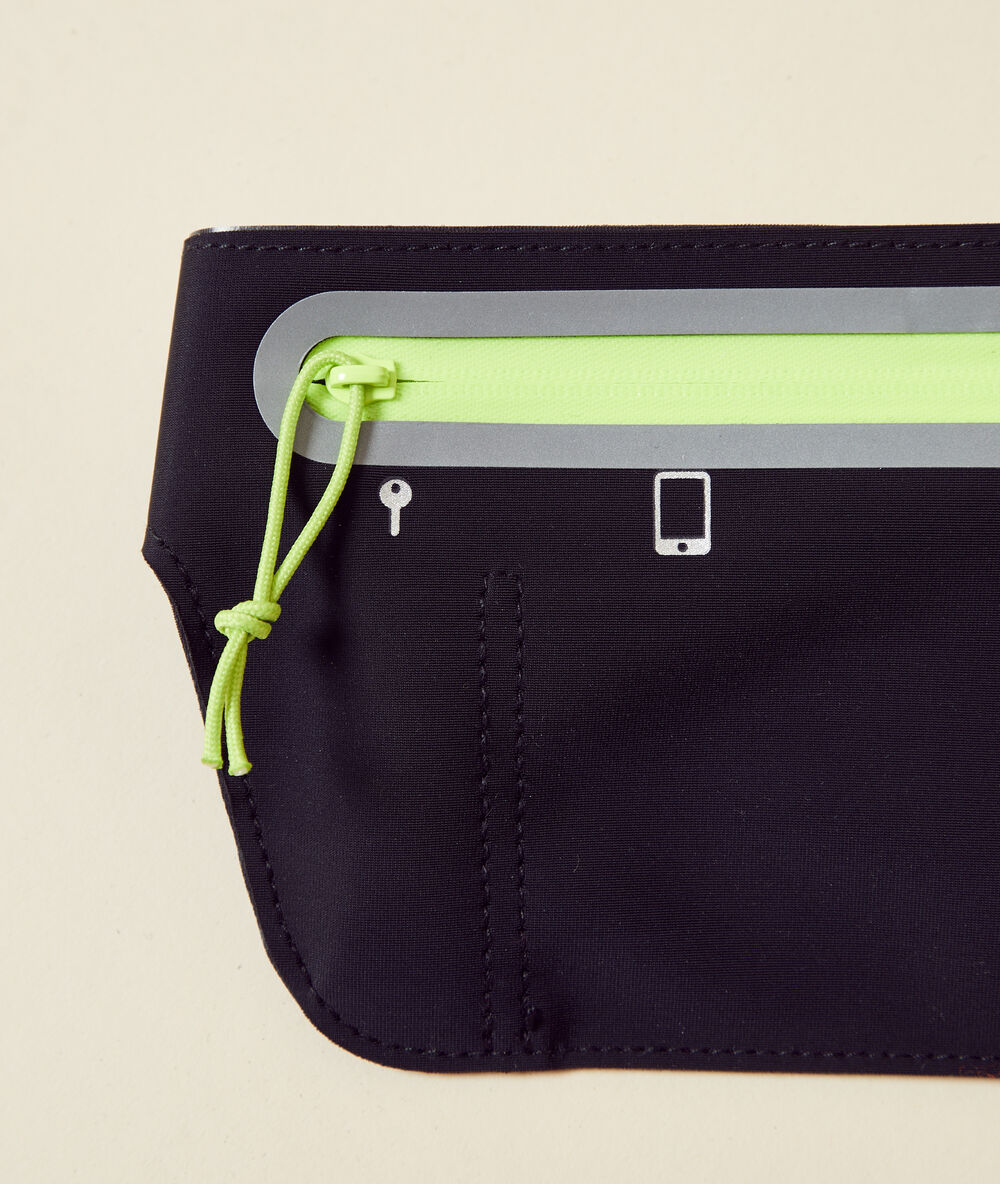 Sport bumbag black.