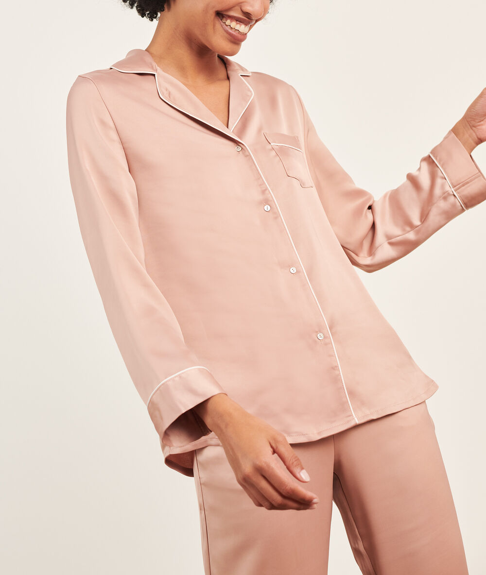 Satiny men pyjamas shirt powder pink.