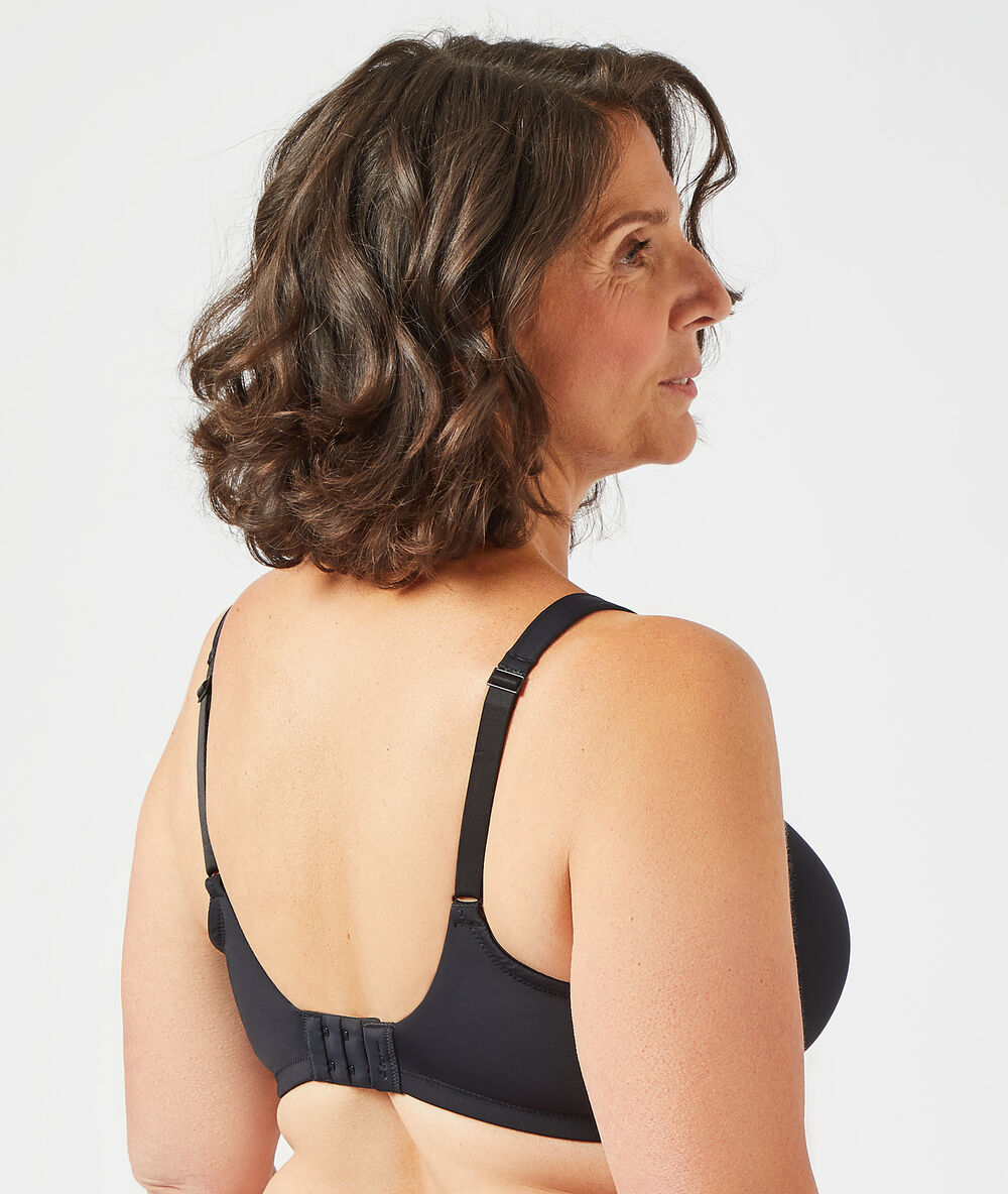 Post-masectomy light padded bra black.