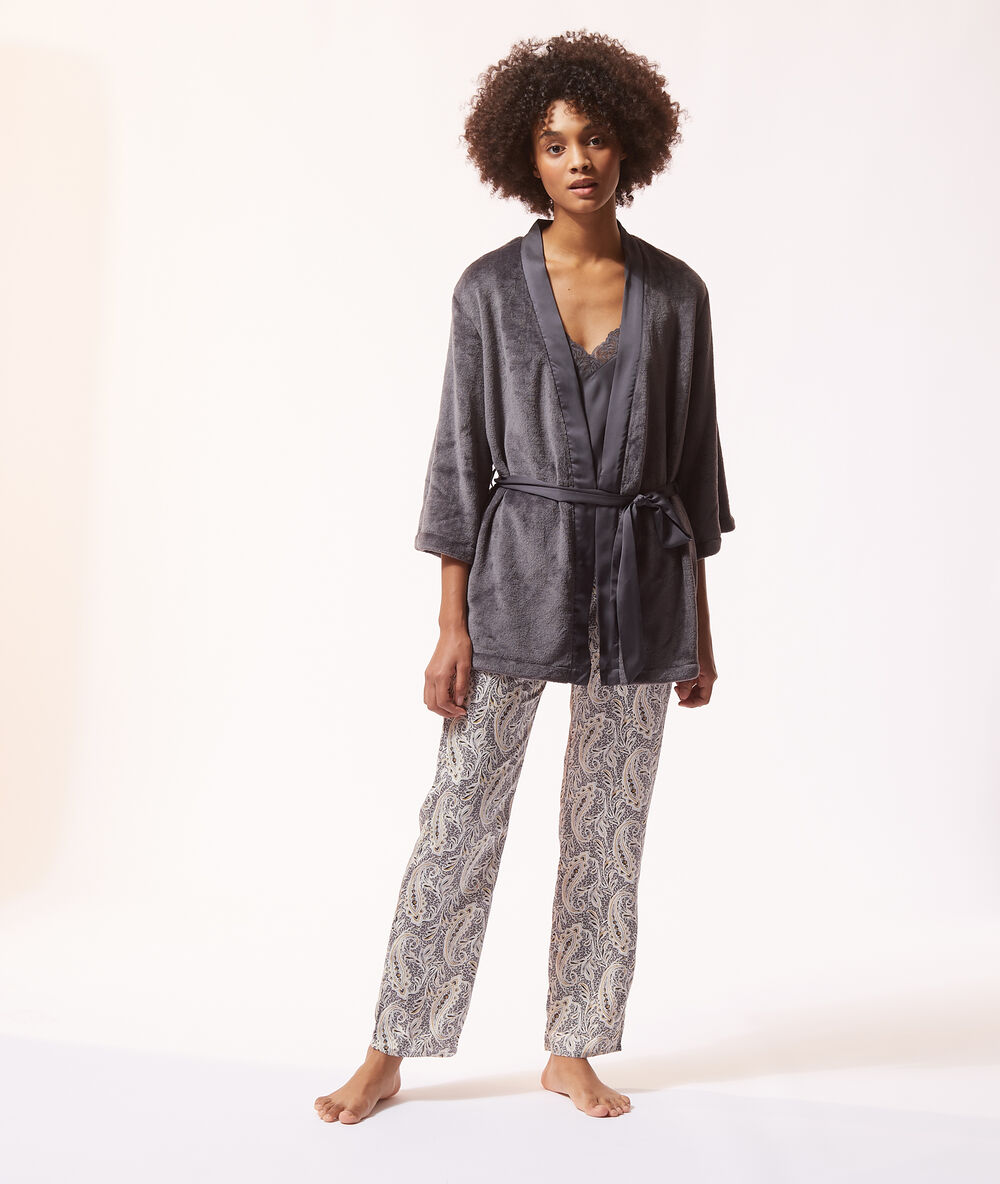Pyjama 3 pi&egrave;ces satin et polaire anthracite.