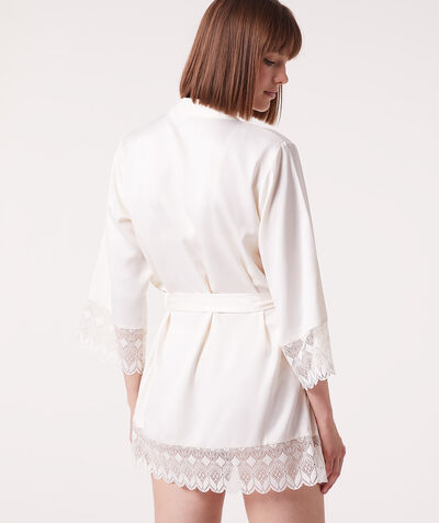 Robe with lace details;${refinementColor}