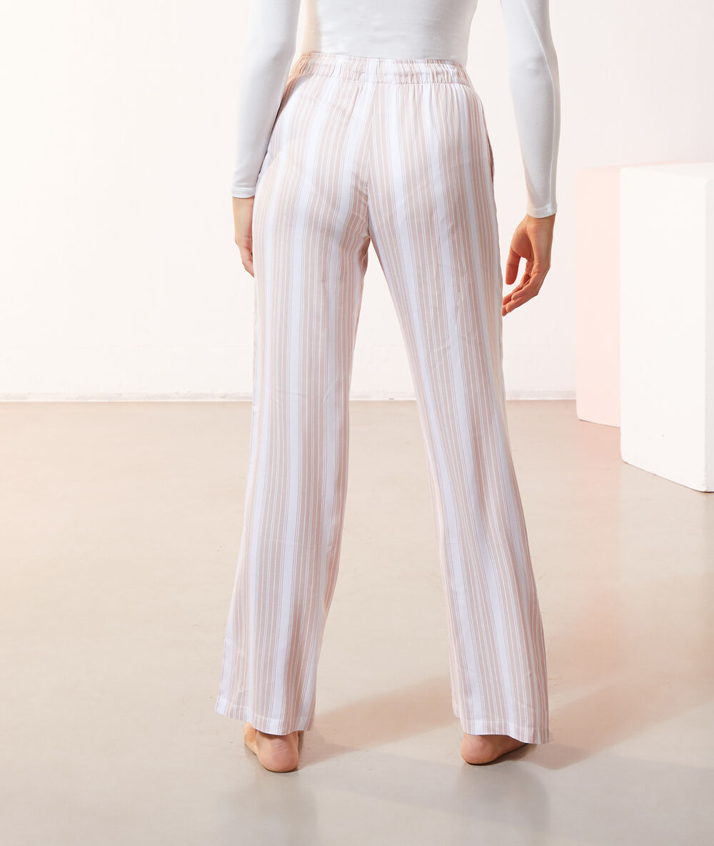 Trousers in stripes pink.