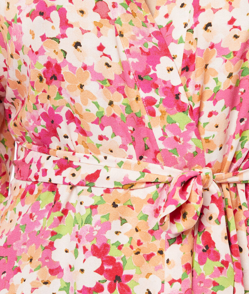 Bata kimono estampado floral;${refinementColor}