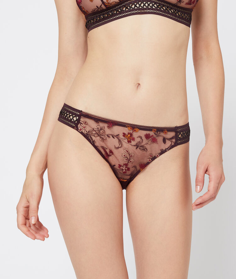 Lace tulle briefs plum.