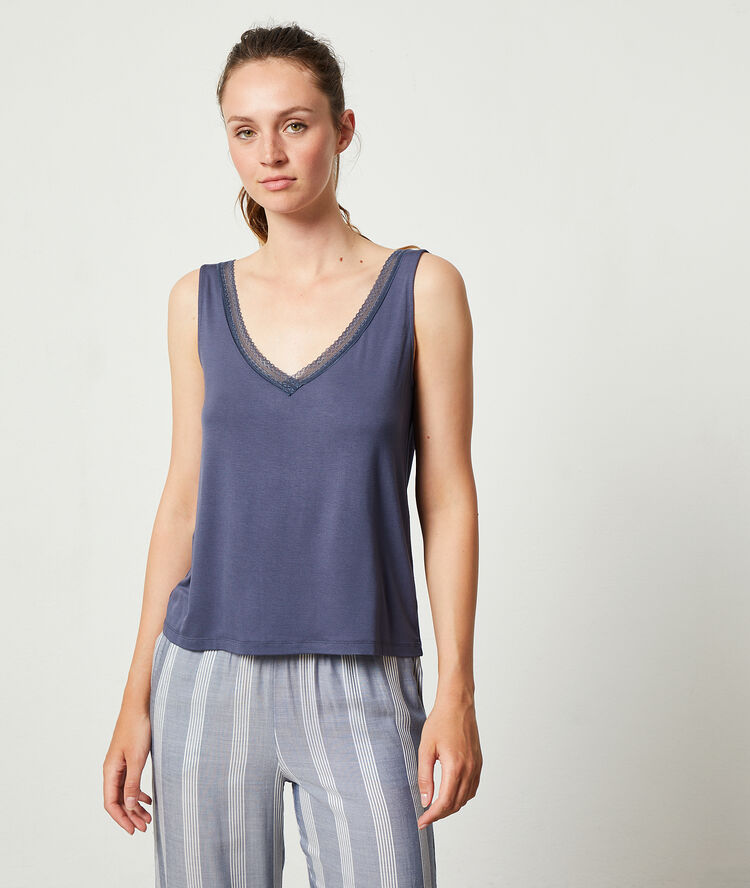 D&eacute;bardeur avec dentelle bleu.