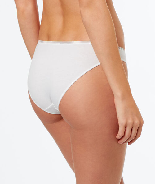 Cotton briefs white.