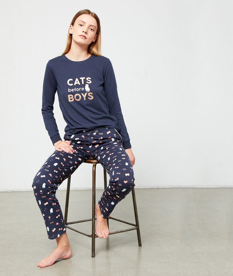 "cats before boys" t-shirt blue.