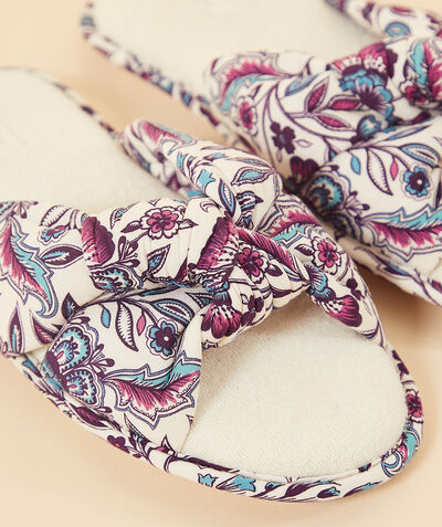 Slider slippers with bow   ;${refinementColor}