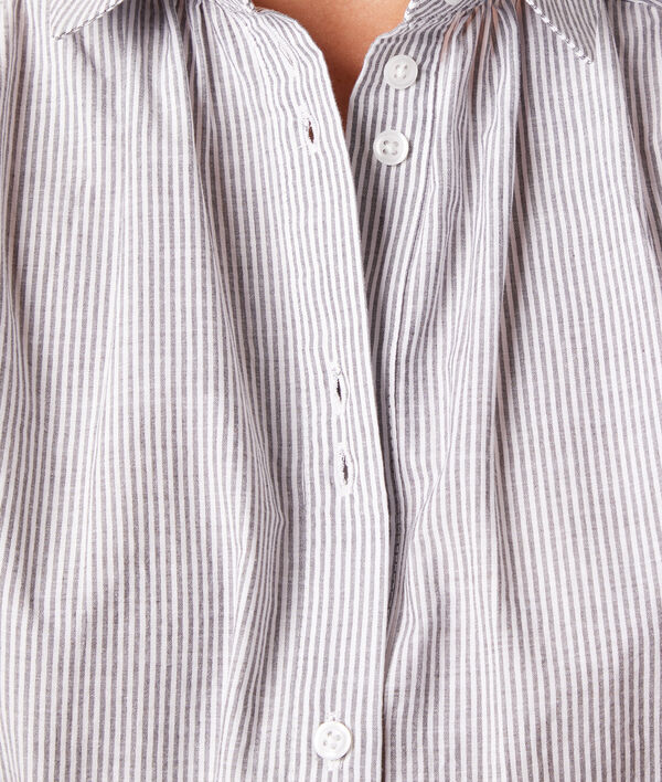 Cotton short-sleeved blouse;${refinementColor}