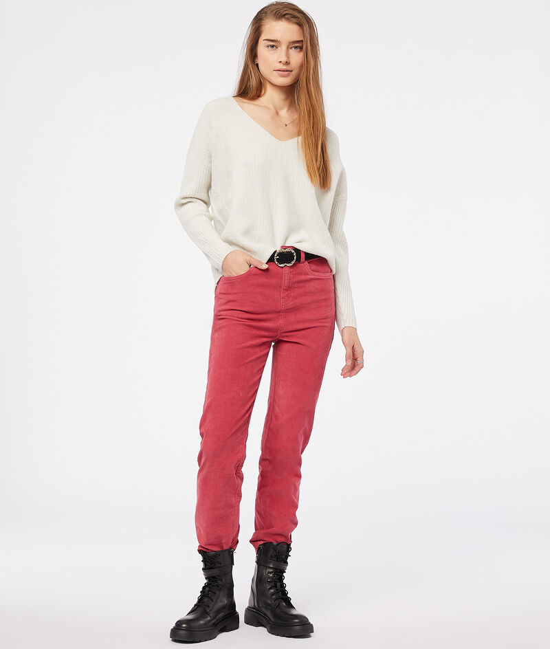 V-neck knit sweater;${refinementColor}