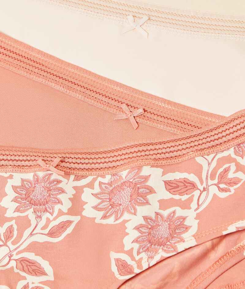 3 Pack Short Briefs, Openwork Edges;${refinementColor}