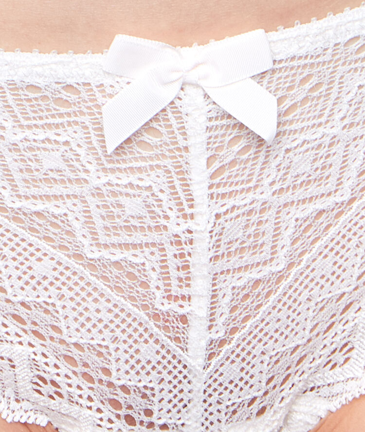 Lace thong off white.