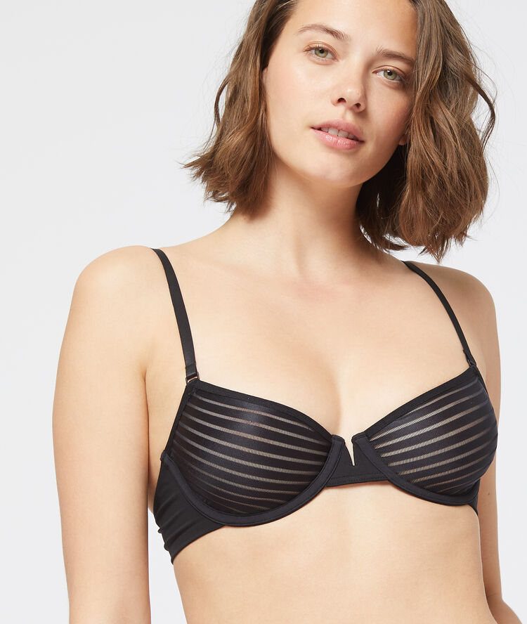 Invisible cup bra black.