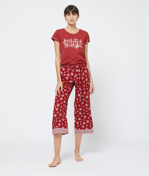 Printed tee burgundy.