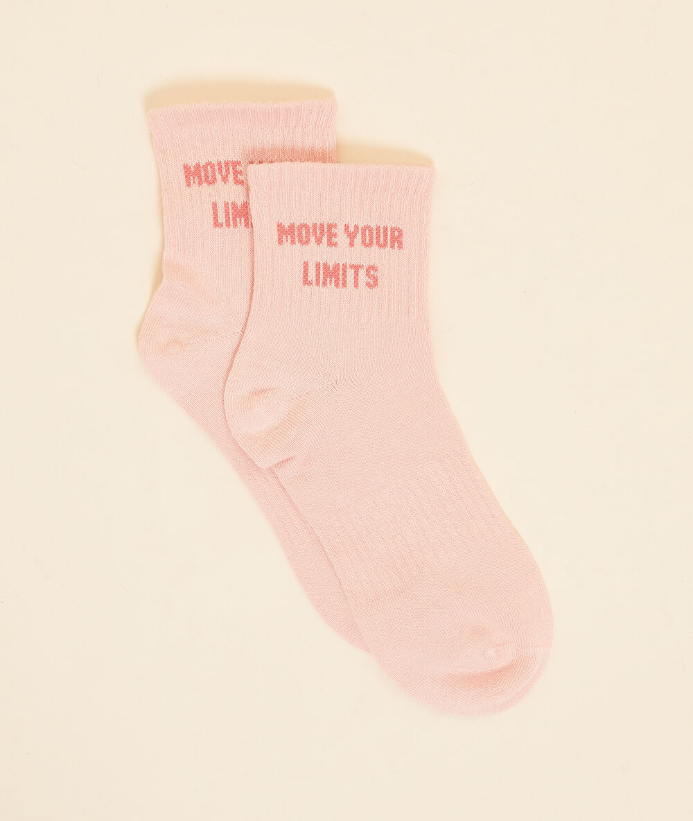 “move your limits” sports socks pastel pink.