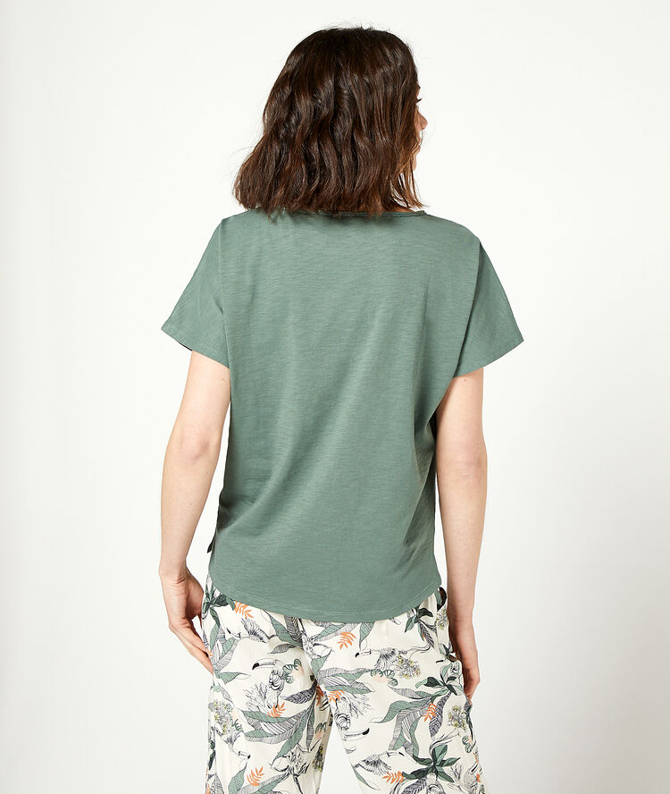 Green' t-shirt  khaki.