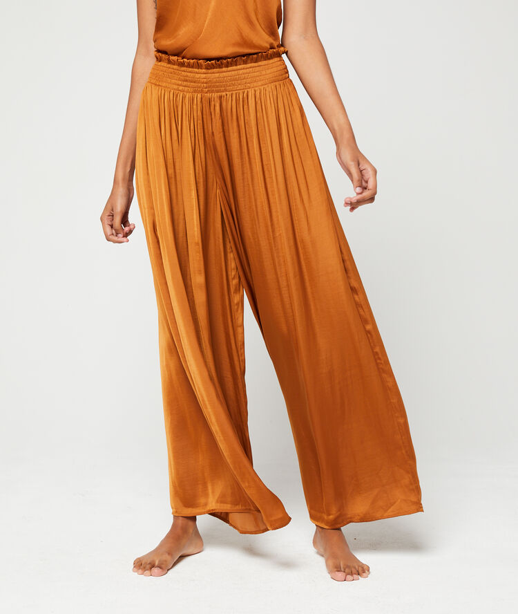 Pantalon ample ocre.