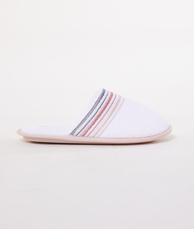 Mule slipper;${refinementColor}