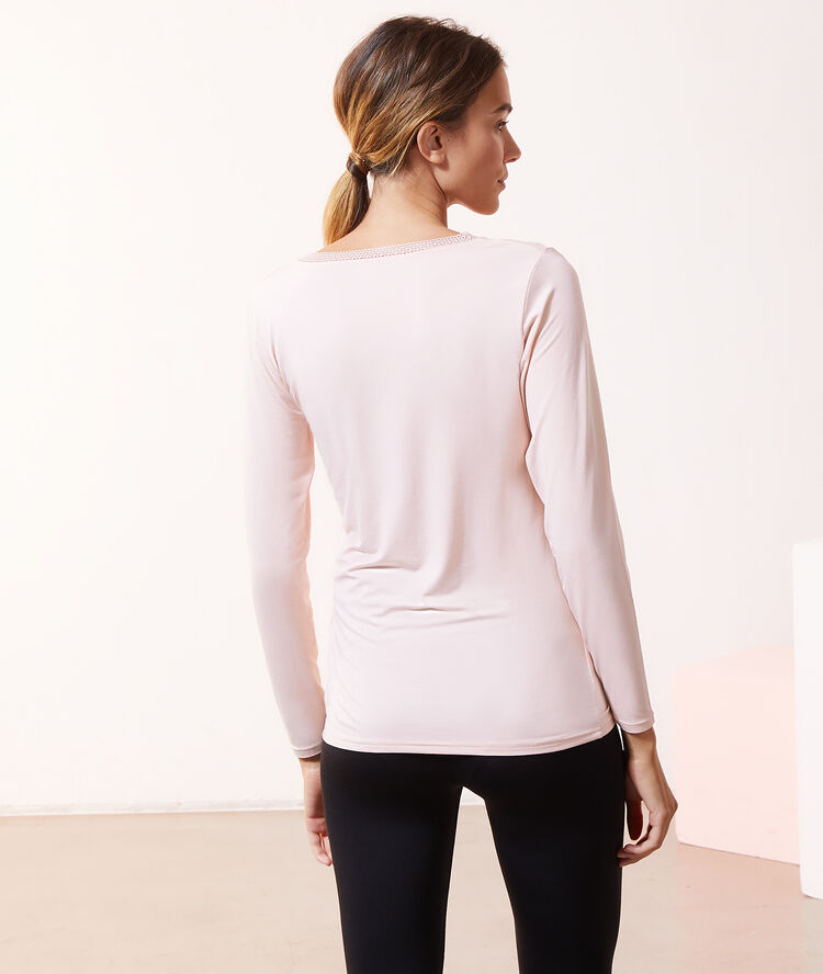 Top mailles fines col dentelle rose.