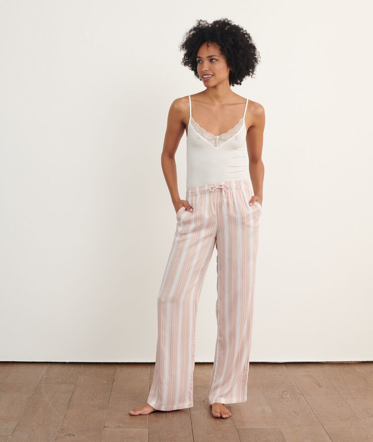 Lace trim top ecru.