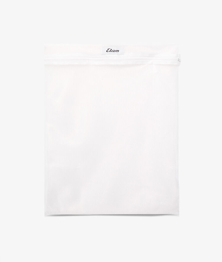 Washing bag white.
