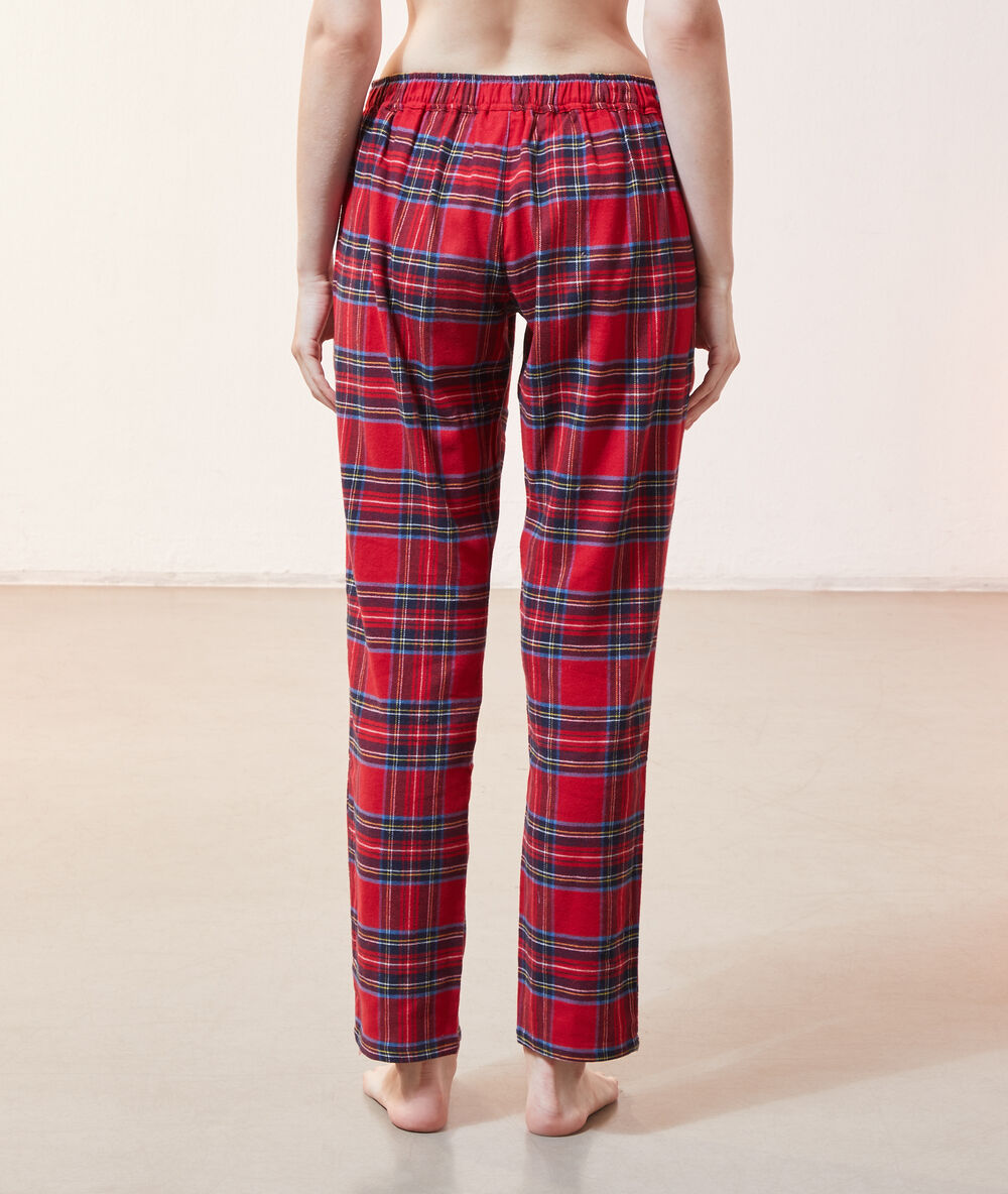 Checked trousers red.