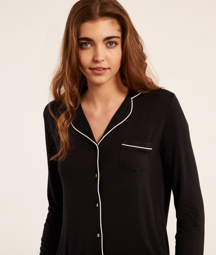 Pyjama shirt black.