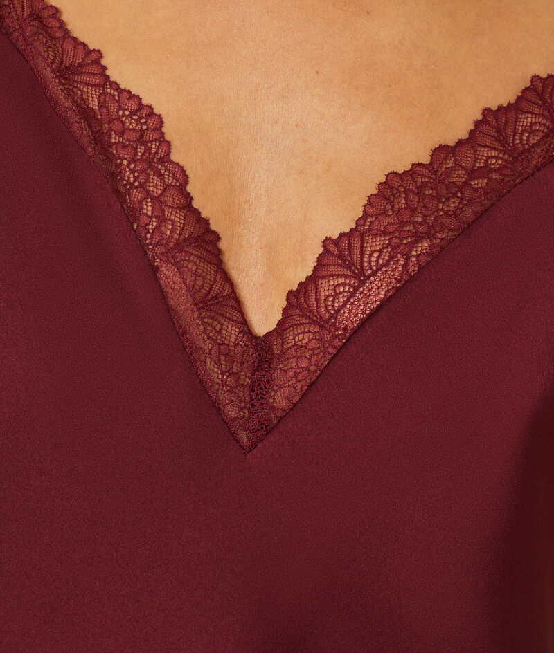 Camisole with lace details;${refinementColor}
