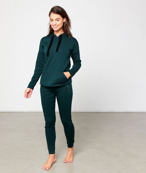 Pantalón homewear verde.