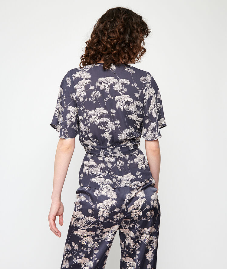 Wrap top with short sleeves navy blue.