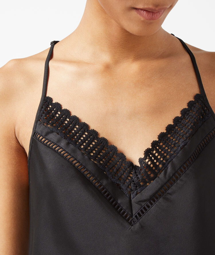 Satiny cami top with lace details black.