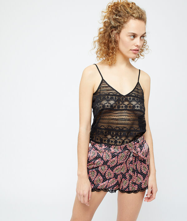 Satiny shorts in a foliage print;${refinementColor}