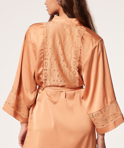 Satin robe with lace details;${refinementColor}
