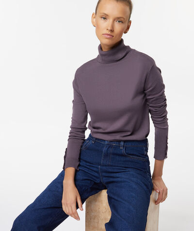 Fine knit turtleneck sweater;${refinementColor}