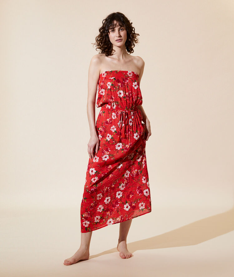 Robe longue imprim&eacute; floral rouge.