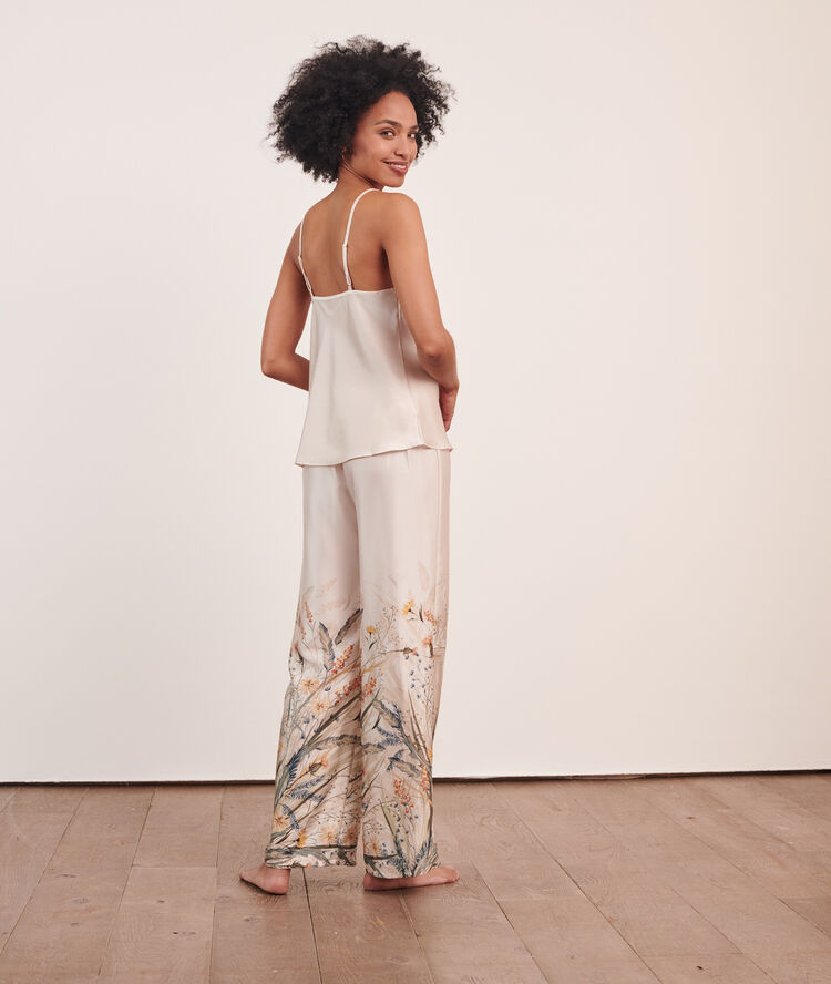 Caraco avec dentelle ecru.