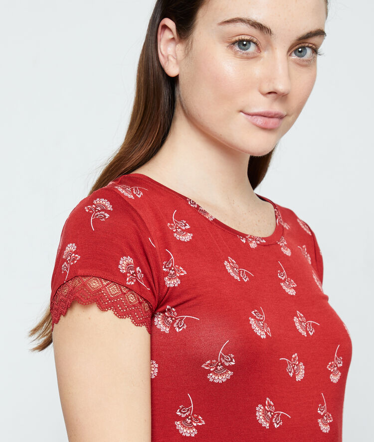 Printed nightshirt brick.