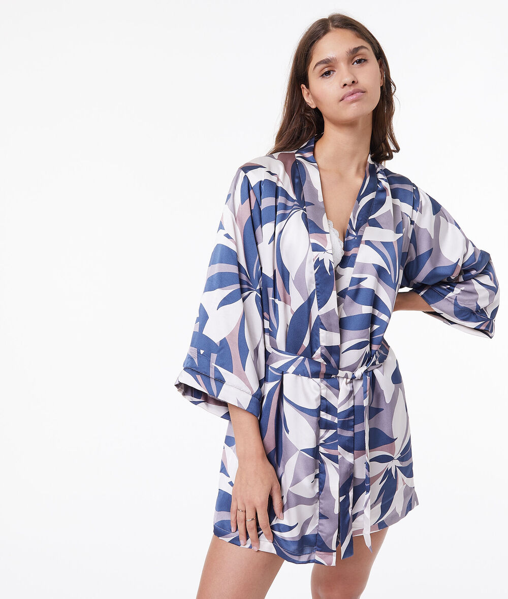 Fleece lined robe;${refinementColor}