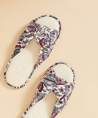 Slider slippers with bow   ;${refinementColor}