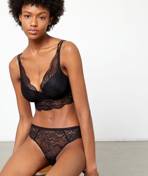 Bra n&deg;6 : lace triangle bra black.