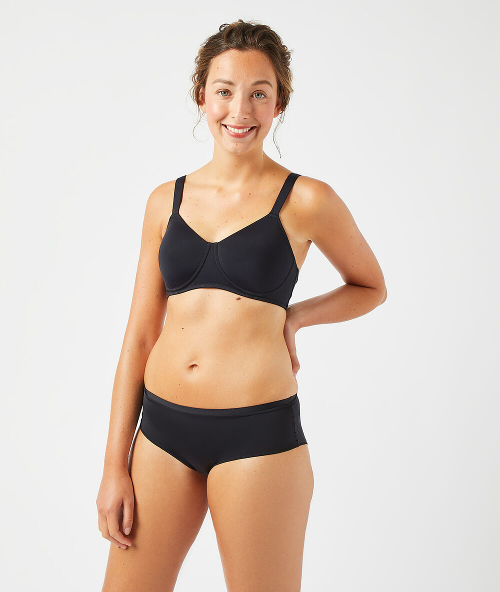 Post-masectomy light padded bra black.