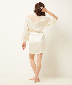 Robe With Lace Details;${refinementColor}