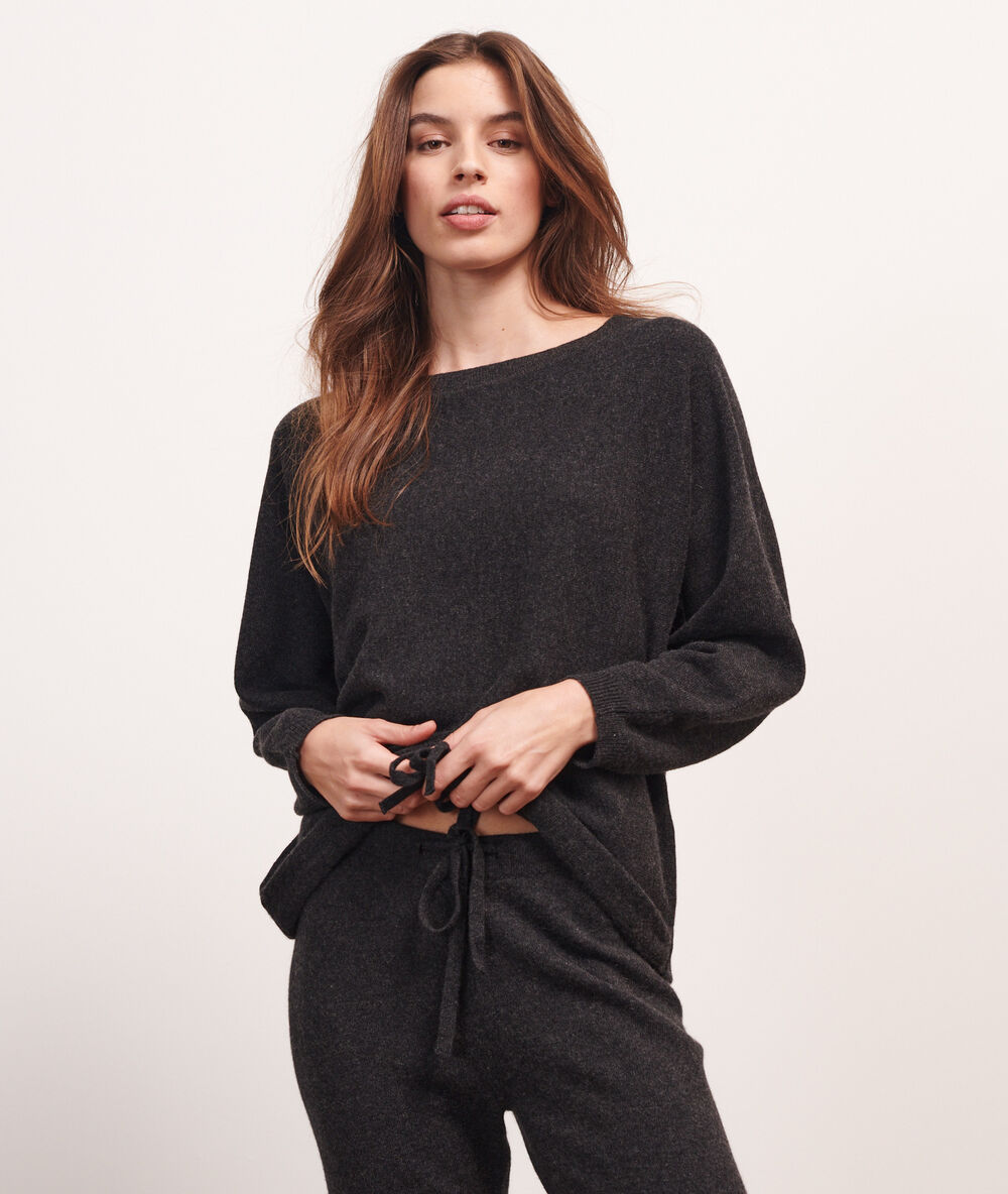 Cashmere sweatshirt charcoal grey.