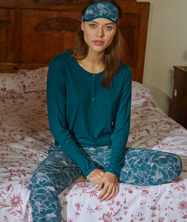 Pyjama and night mask set peacock green.
