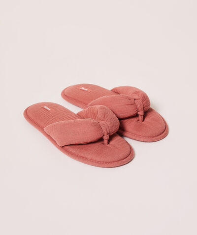 Slide slipper;${refinementColor}